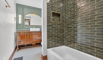 1667 Pullan Ave, Cincinnati, OH 45223