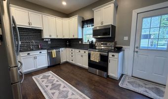 1004 15th St, Aurora, NE 68818