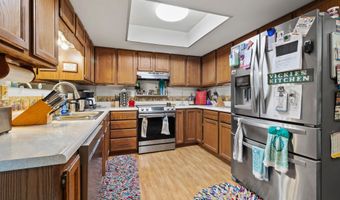 804 E Elm St, Aurora, MO 65605