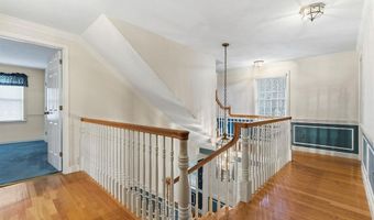 95 Hitching Post Ln, Bedford, NH 03110