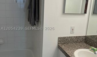 19901 E Country Club Dr 2207, Aventura, FL 33180