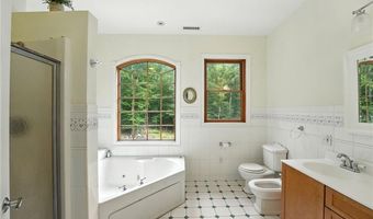 85 Gold Mine Rd, Glocester, RI 02814