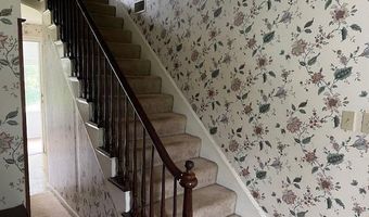 1010 W Vly, Adrian, MI 49221