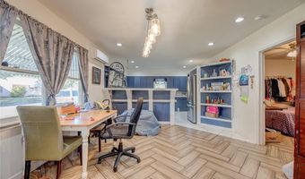 1528 W Idaho Ave, Chickasha, OK 73018