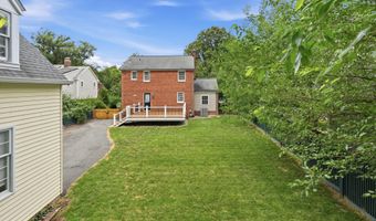 6524 27TH St N, Arlington, VA 22213