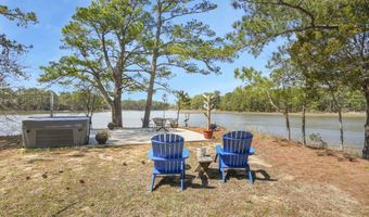 25285 CANTRELL Ln, Accomac, VA 23301
