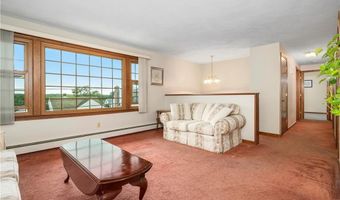 370 Bryant St, Cumberland, RI 02864