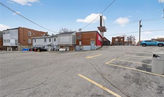 8713 Gravois Rd, Affton, MO 63123