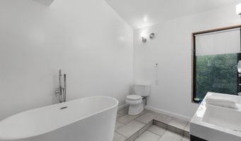 1930 Seminole Dr, Agoura Hills, CA 91301