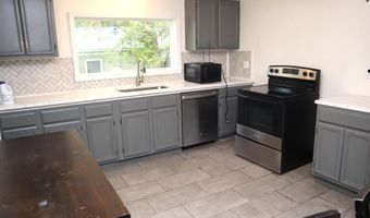 39 Eastern Ave, Augusta, ME 04330