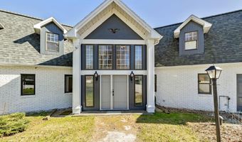 431 McGregor Pt, Alburgh, VT 05440