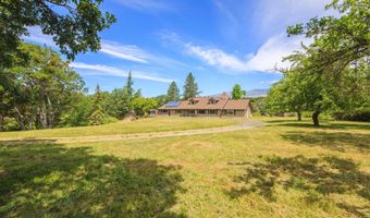 765 Reiten Dr, Ashland, OR 97520