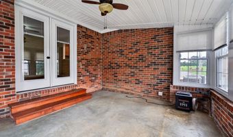 225 W Gate Dr, Baxter, TN 38544