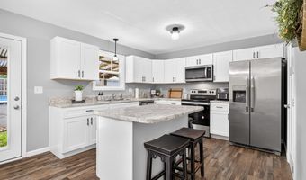 225 Peach St, Baxter, TN 38544