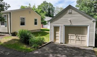 71 Roland St, Cumberland, RI 02864