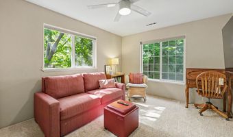 444 Lori Ln, Ashland, OR 97520