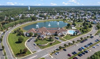 28 Pond View Cir, Barnegat, NJ 08005