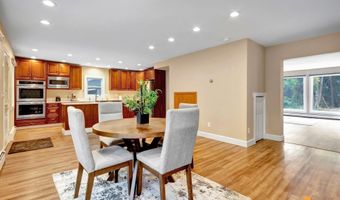 9601 Carlson Rd, Anchorage, AK 99507