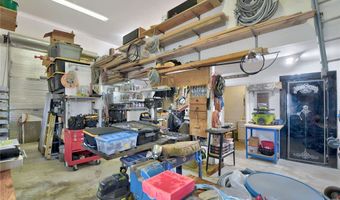 18032 Ohna Rd, Apple Valley, CA 92307