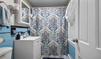 690 Killingly St, Johnston, RI 02919