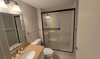 20505 E Country Club Dr 138, Aventura, FL 33180