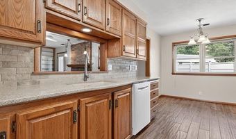 1435 Lariat Dr, Bartlesville, OK 74006