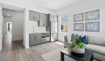 125 CHAPMAN BEND Ave, Henderson, NV 89015