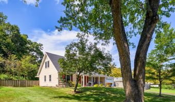 12400 RAMBLING Ln, Bowie, MD 20715