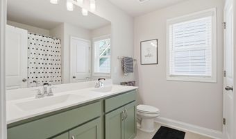 166 Fontana Lake Rd, Aberdeen, NC 28315