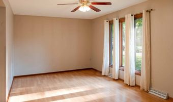 617 NW Beechwood St, Ankeny, IA 50023