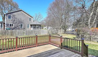 86 Rogers Ave, Barrington, RI 02806