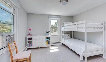 22 JH Dwyer Dr, Middletown, RI 02842