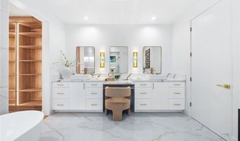 5945 Hesperia Ave, Encino, CA 91316