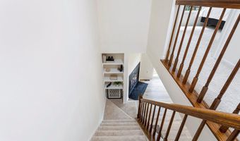 11230 WESTPORT Dr, Bowie, MD 20720