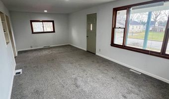 526 Hannah Ave, Alma, MI 48801