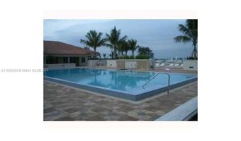 19900 E Country Club Dr 806, Aventura, FL 33180