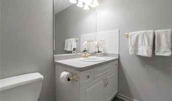 920 Hopkins Rd J, Amherst, NY 14221