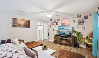 1335 YVONNE St, Apopka, FL 32712