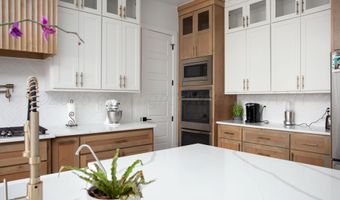 9800 Barton Springs Dr, Amarillo, TX 79119