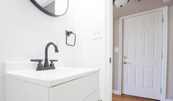 1823 H Pl NE 3, Washington, DC 20002