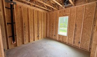 212 Holden Ln, Aberdeen, NC 28315