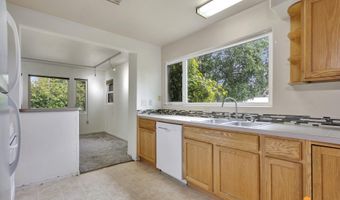 1558 E St, Anchorage, AK 99501