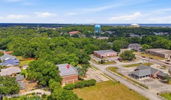 2556 Marcia Ct, Biloxi, MS 39531