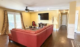 108 Pat St, Athens, AL 35611