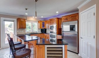 1957 Cherry Tree Rd, Avon, IN 46123