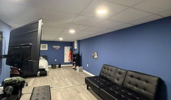 528 W TILGHMAN St, Allentown, PA 18102