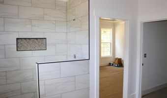 1392 Locust Dr, Arab, AL 35016