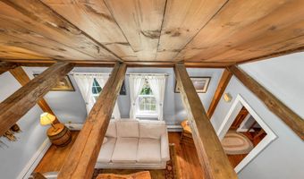 88 Harriman Hill Rd, Raymond, NH 03077