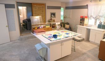 1006 Falkirk Rd, Alma, MI 48801