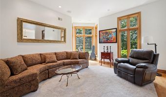 1653 Chapel Ridge Ln, Adams Twp., PA 16046